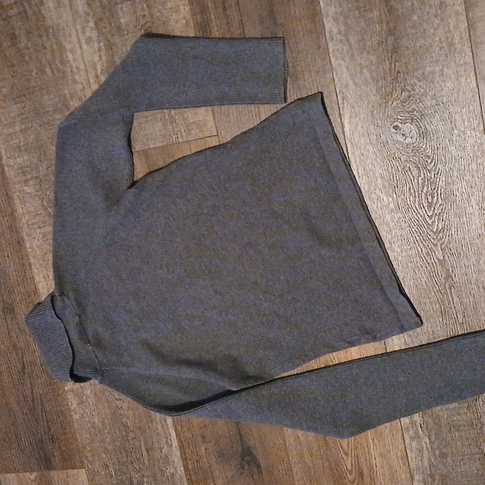 Knit turtleneck - Picture 8 of 9